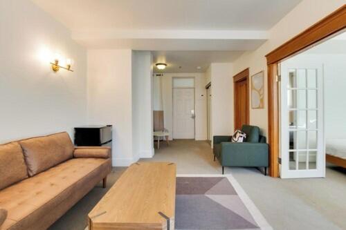 Aberdeen Hotel Montreal