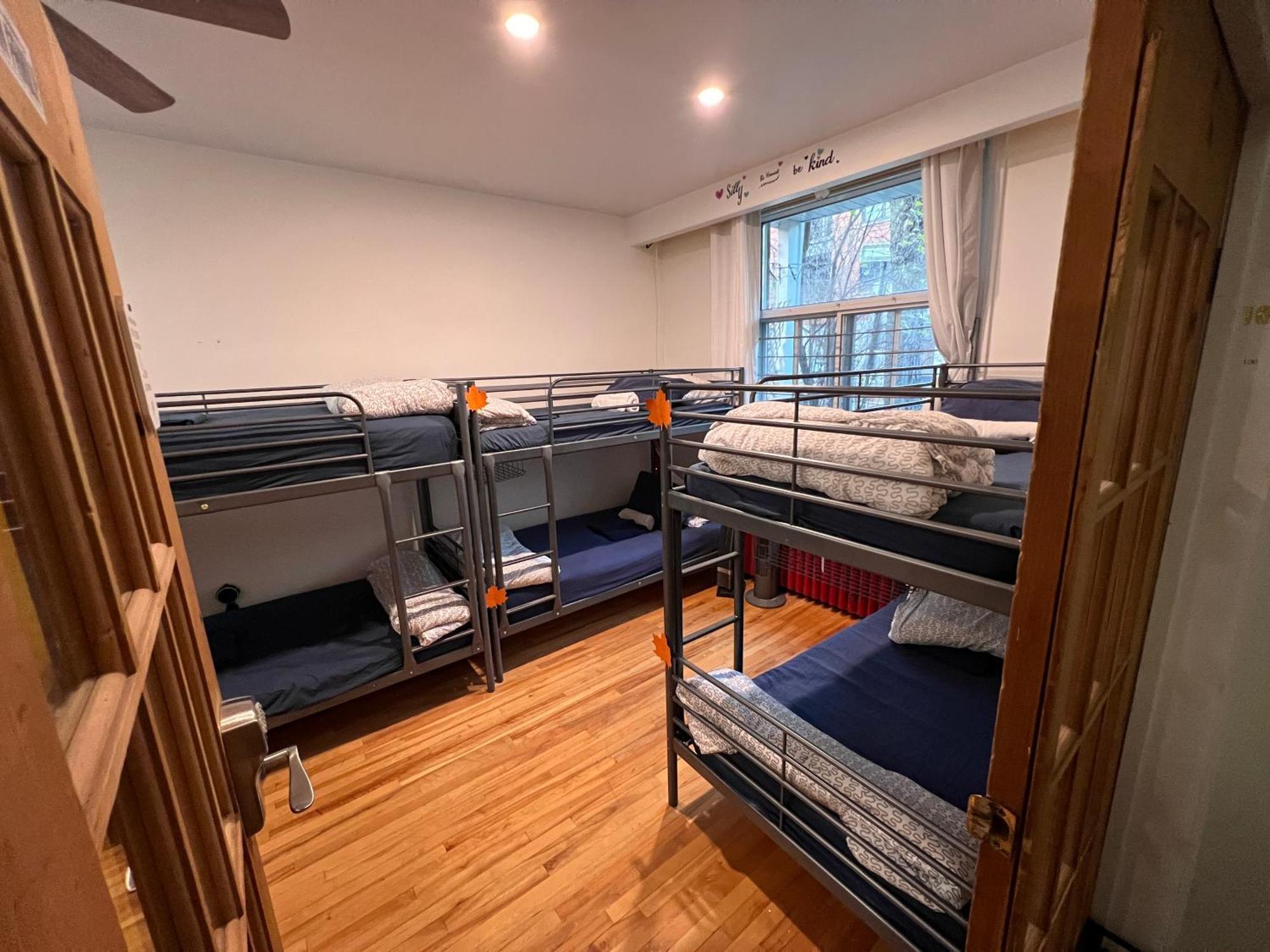 Pvt Hostel *