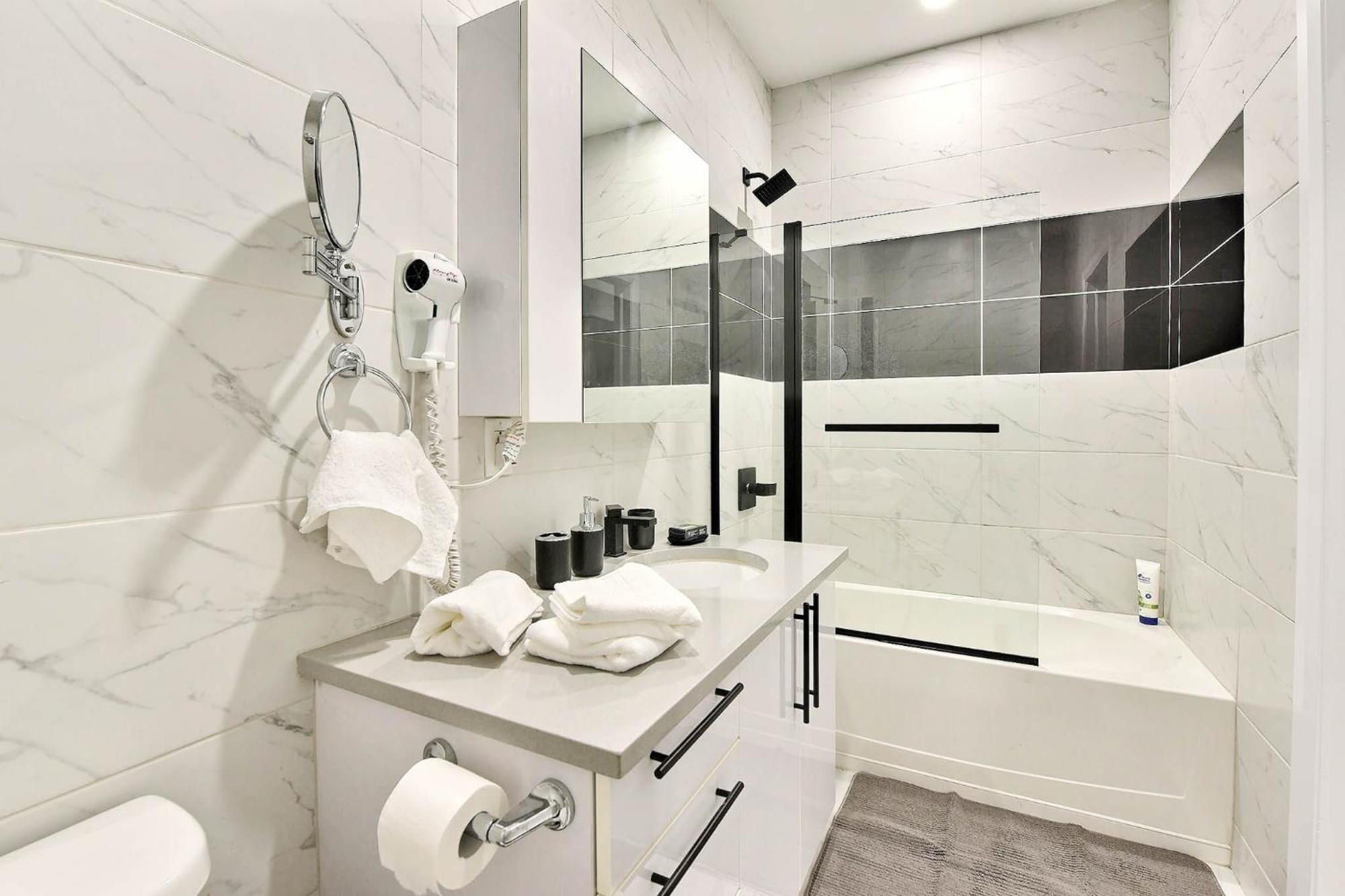 Apartment Glamorous 1br In Downtown 105 *
