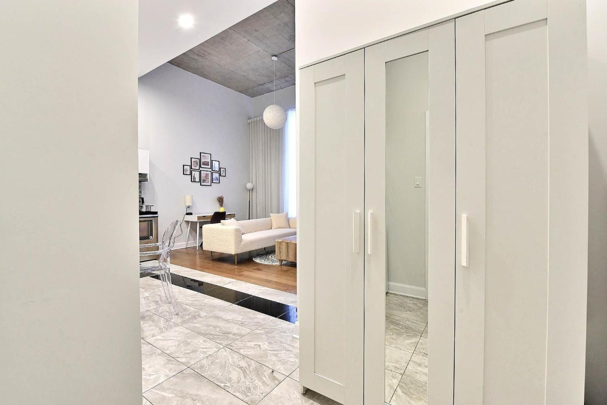 Apartment Glamorous 1br In Downtown 105
