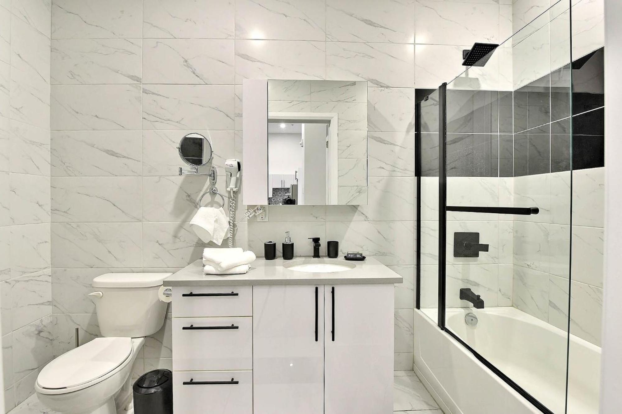 Apartment Glamorous 1br In Downtown 105 *