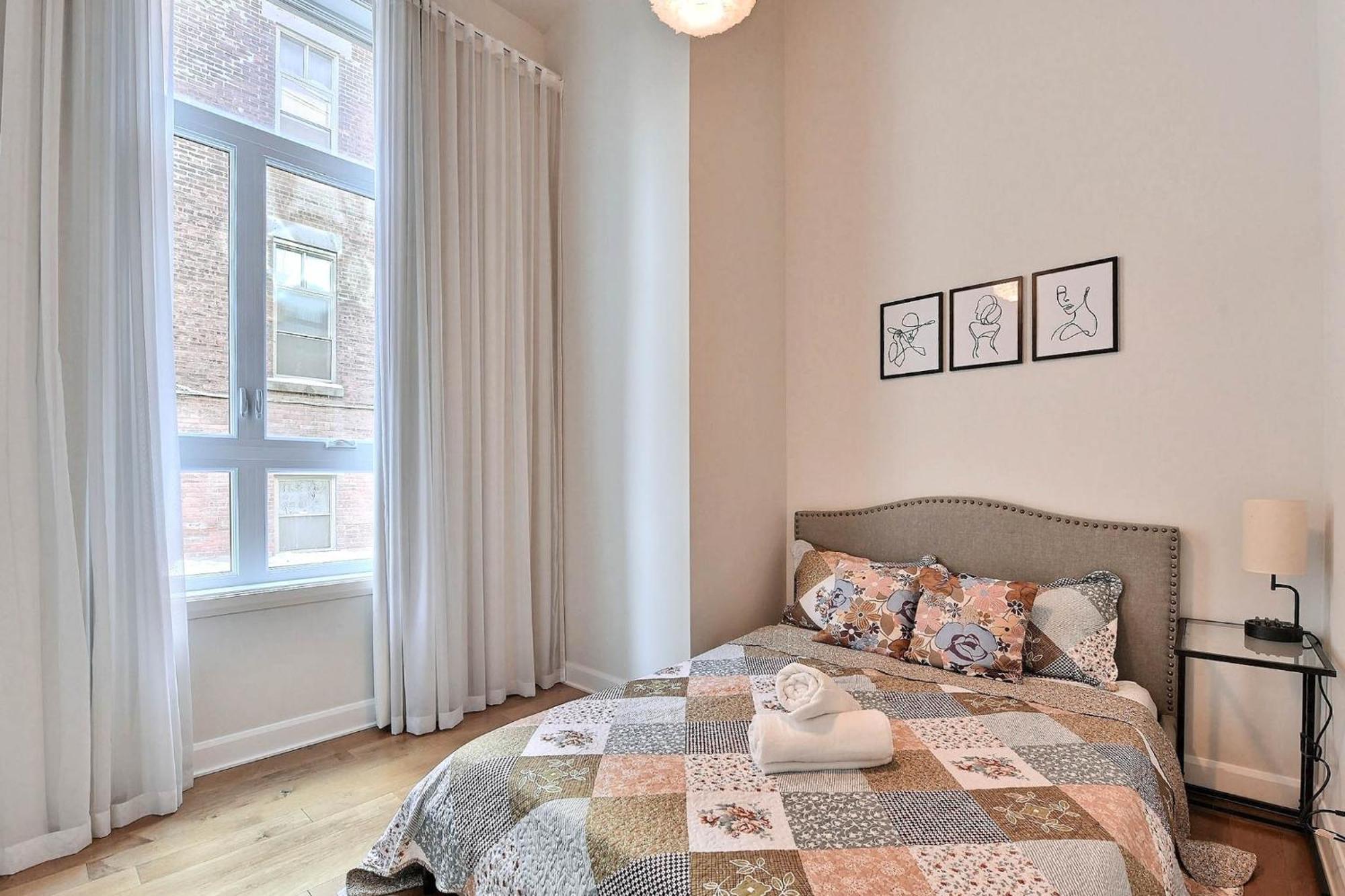 Glamorous 1br In Downtown 105 Apartment Montreal
