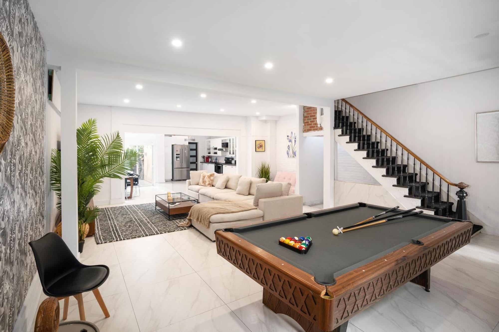 Apartment Le Saint-christophe Downtown Montreal