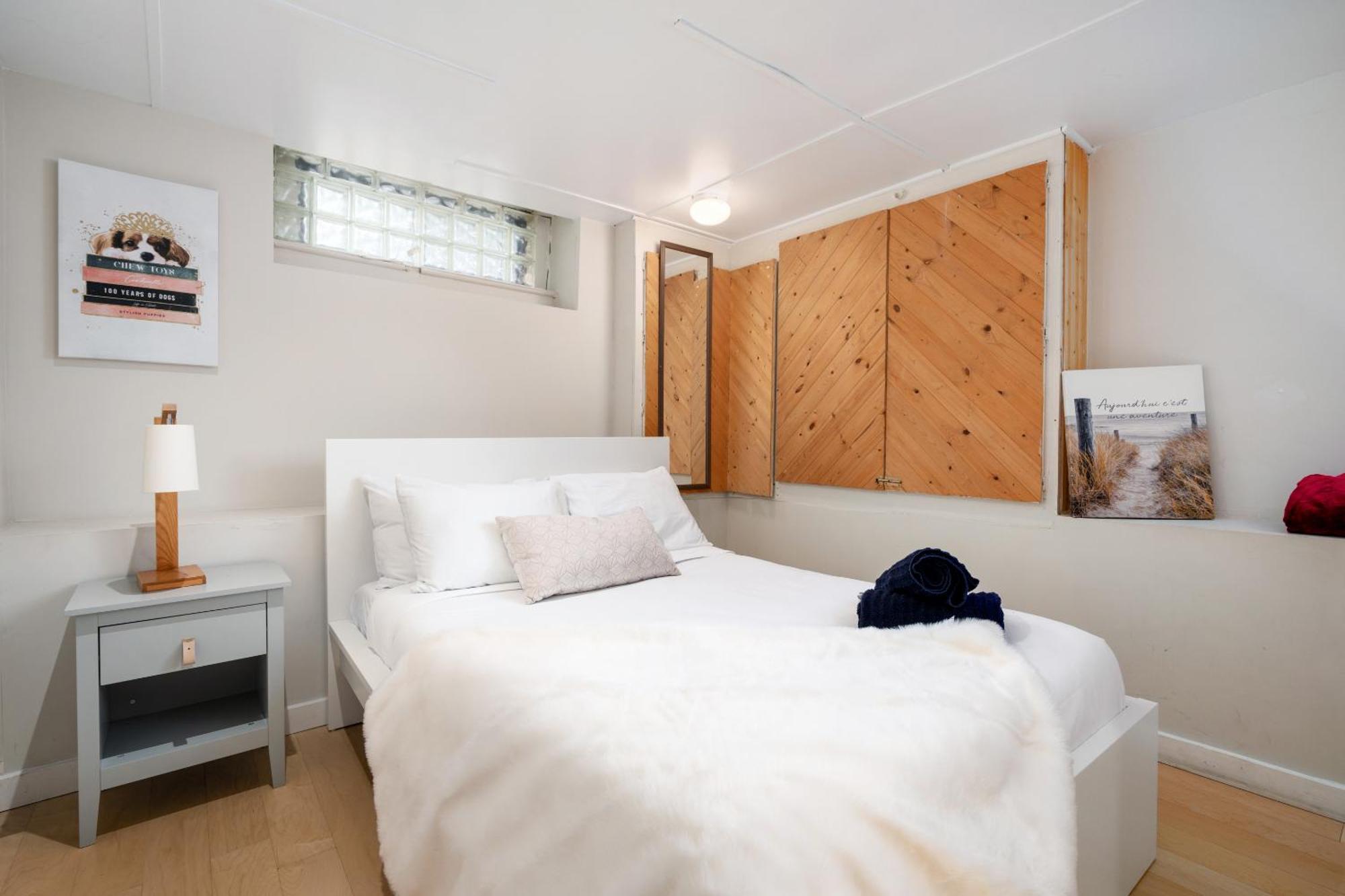 Apartment Le Saint-christophe Downtown Montreal