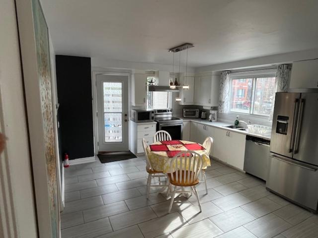 Apartment Cute & Spacious 2 Bdr
