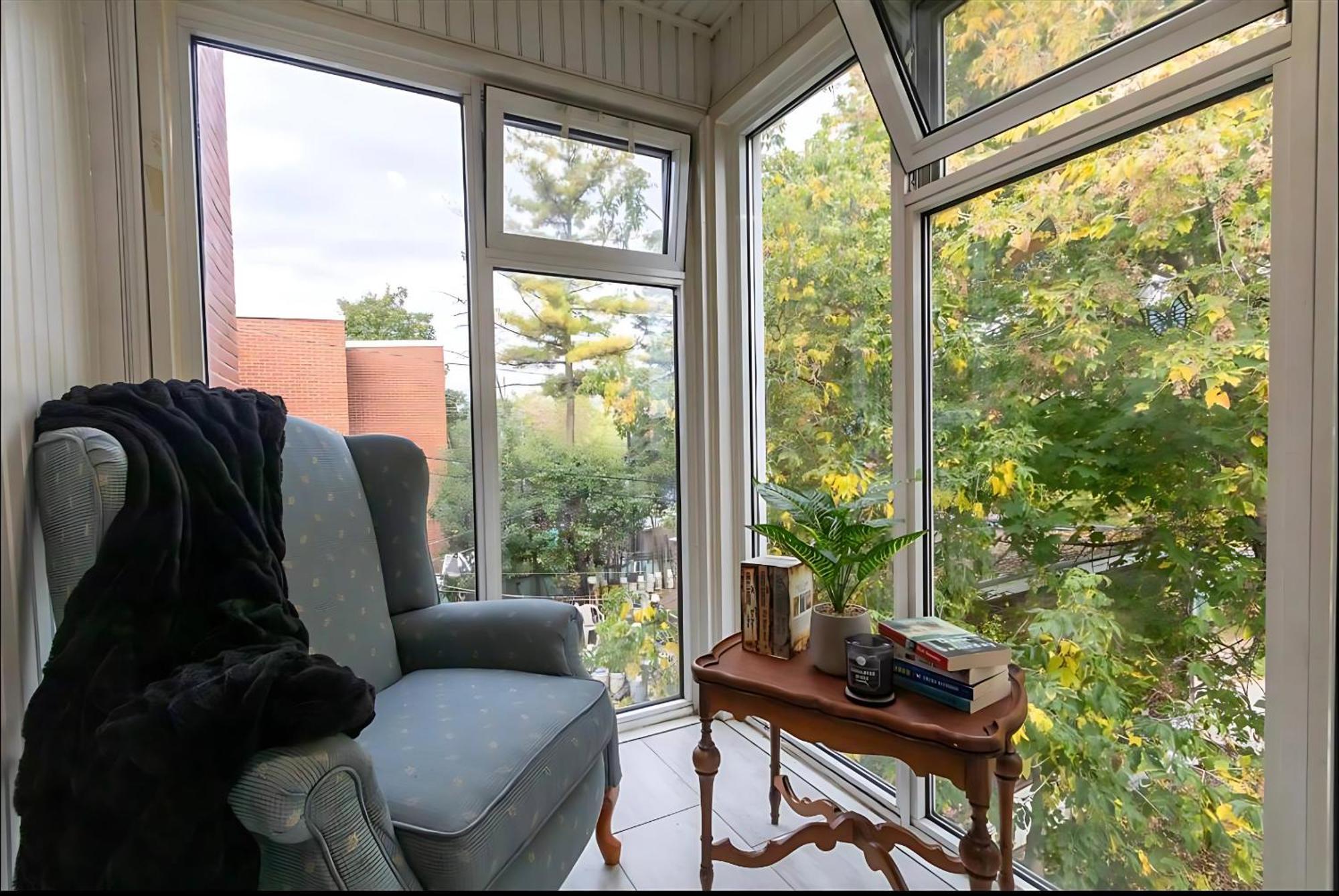 Cozy Verdun Unit - King Size Bed - 2 Bedroom Montreal