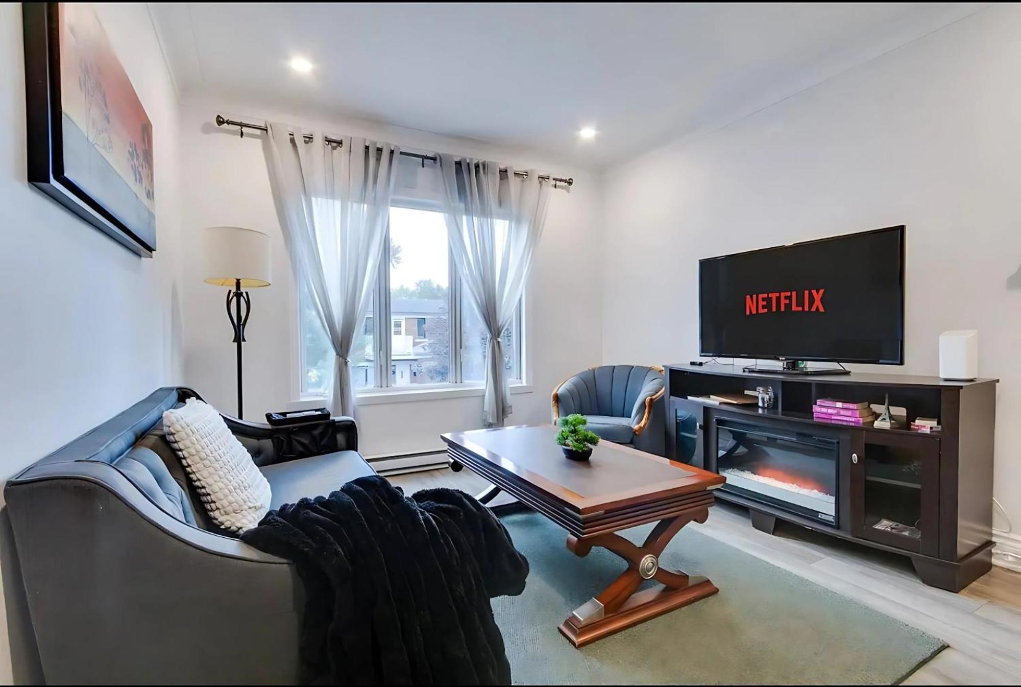 Cozy Verdun Unit - King Size Bed - 2 Bedroom
