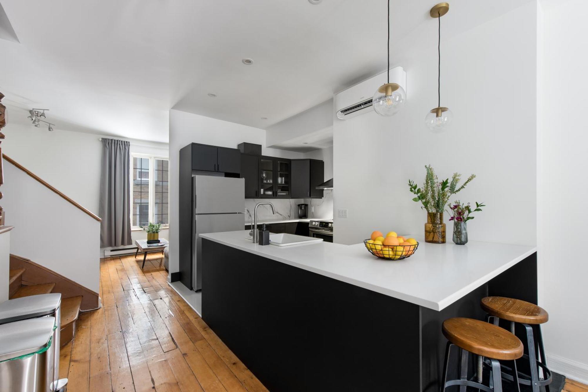 Apartment Cozy Designer With Terrasse *
