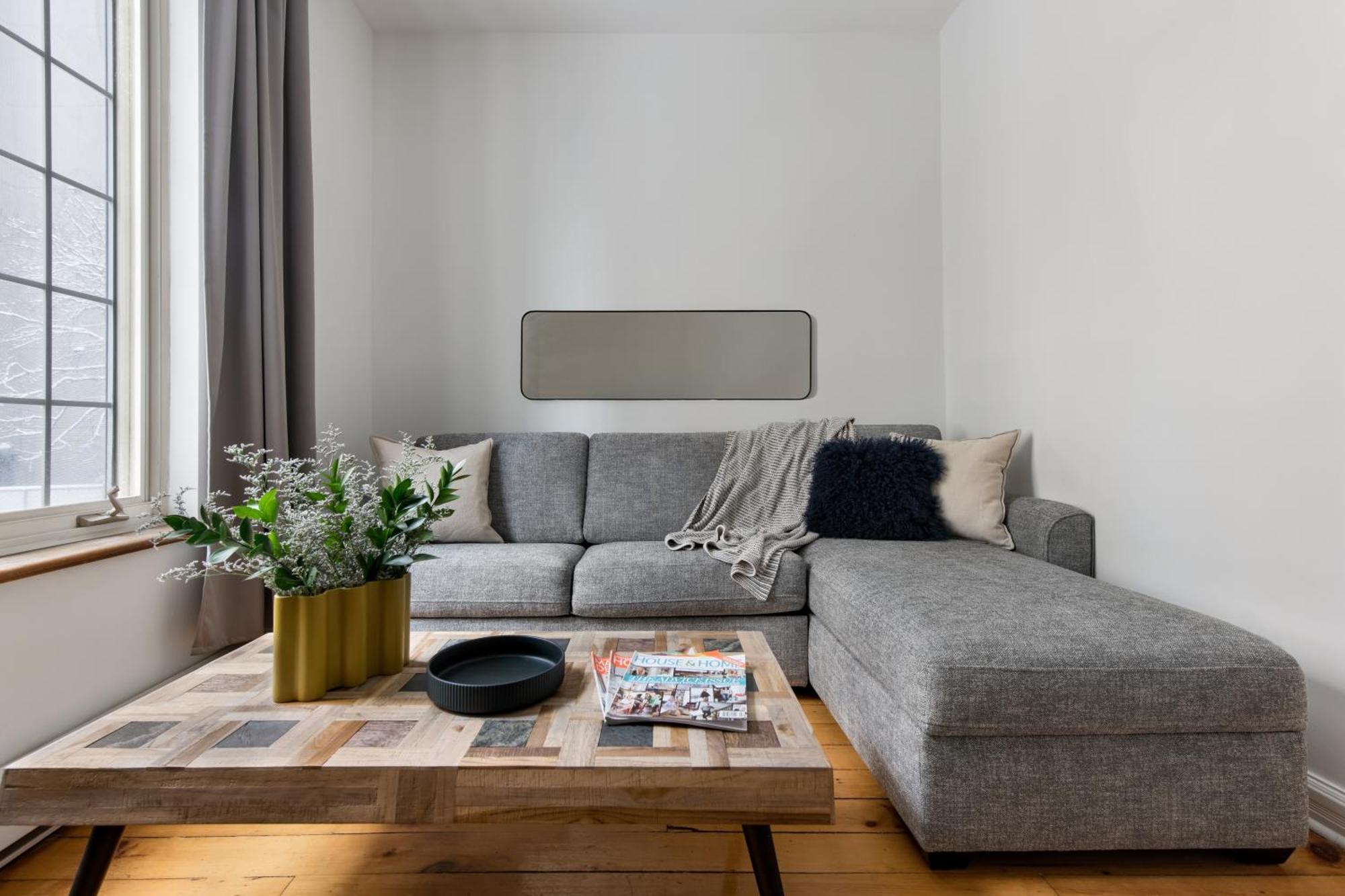 Cozy Designer With Terrasse