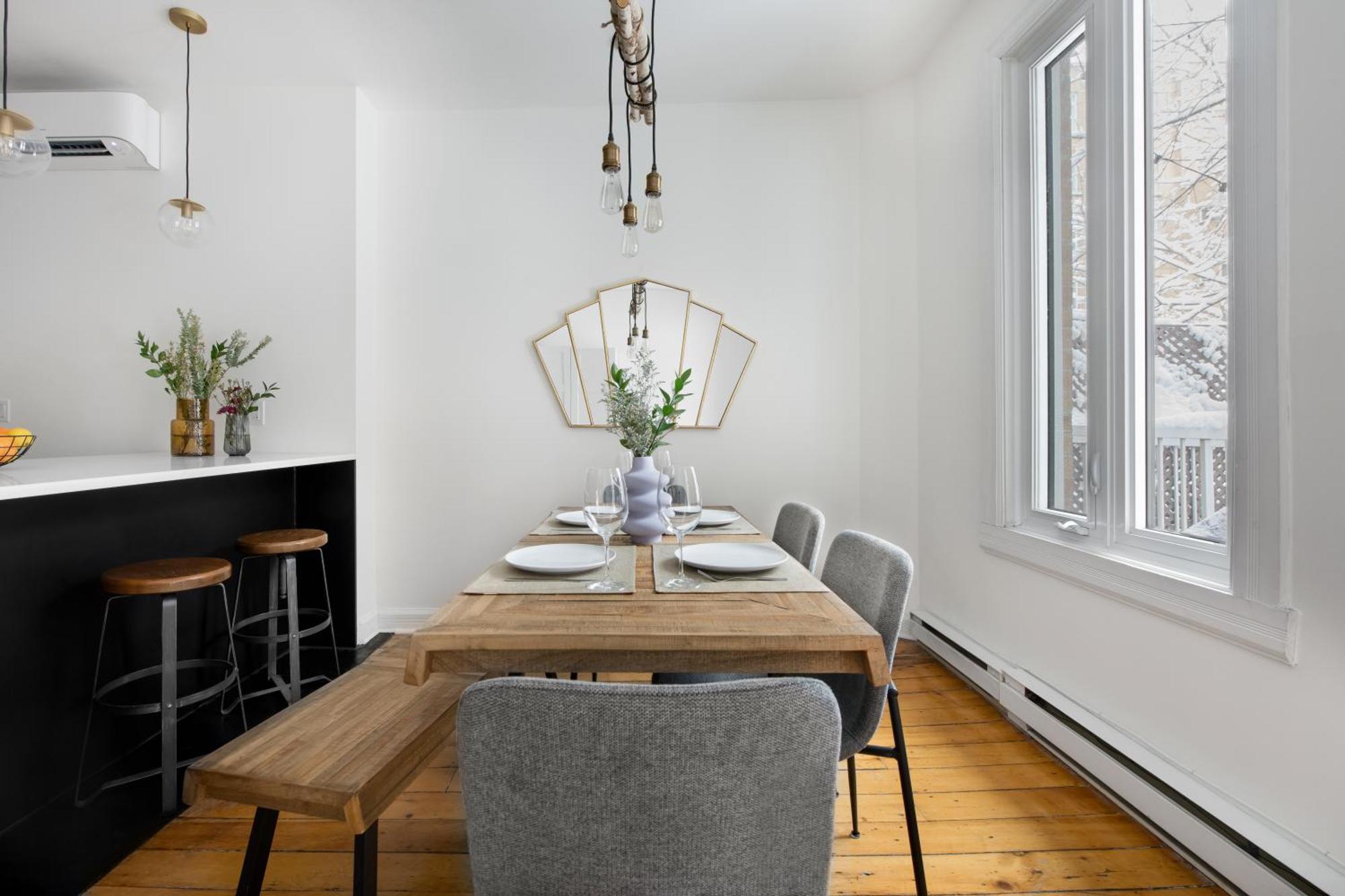 Cozy Designer With Terrasse Apartment