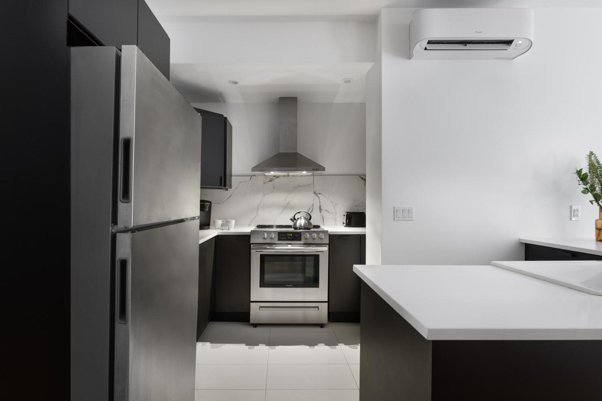 Cozy Designer With Terrasse Apartment Montreal