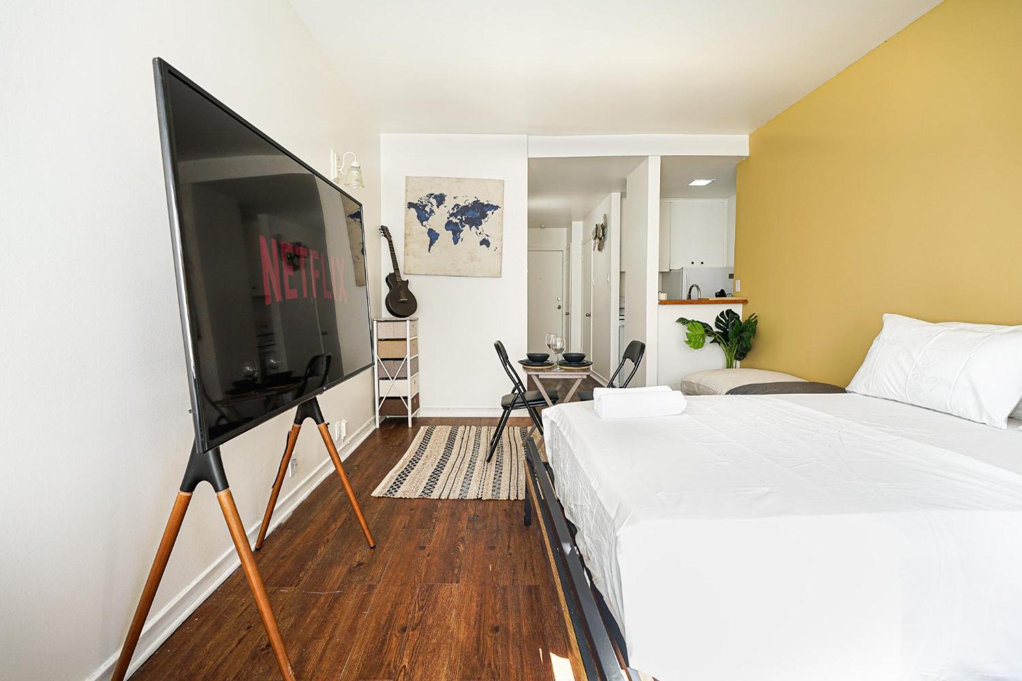 Apartment Moderne A Mcgill Parking Gratuit Montreal