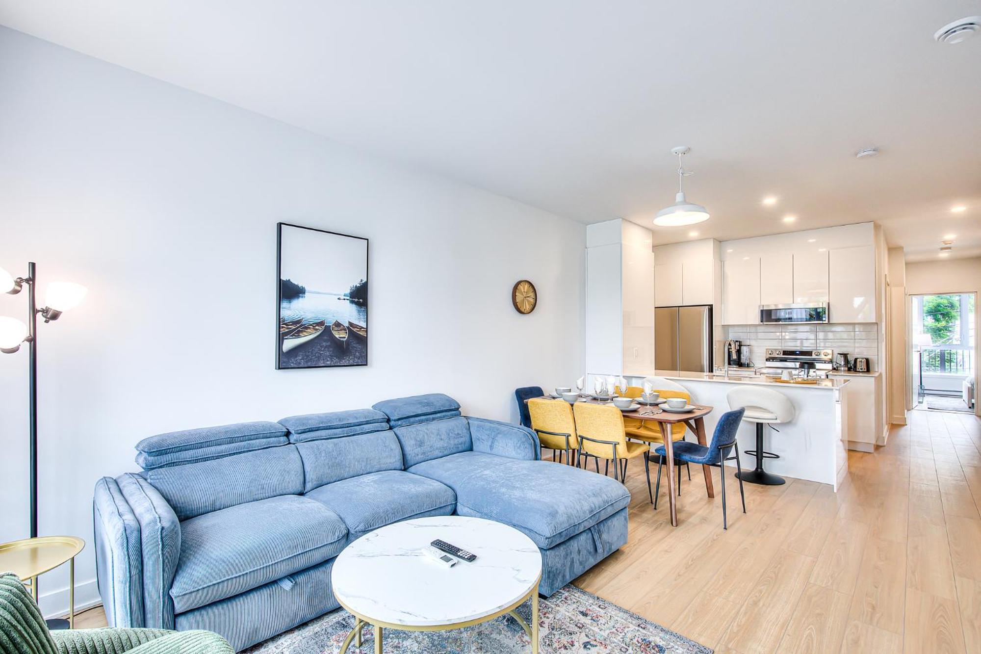 Beautiful & New! Renovated For Your Style Comfort Apartment Montreal
