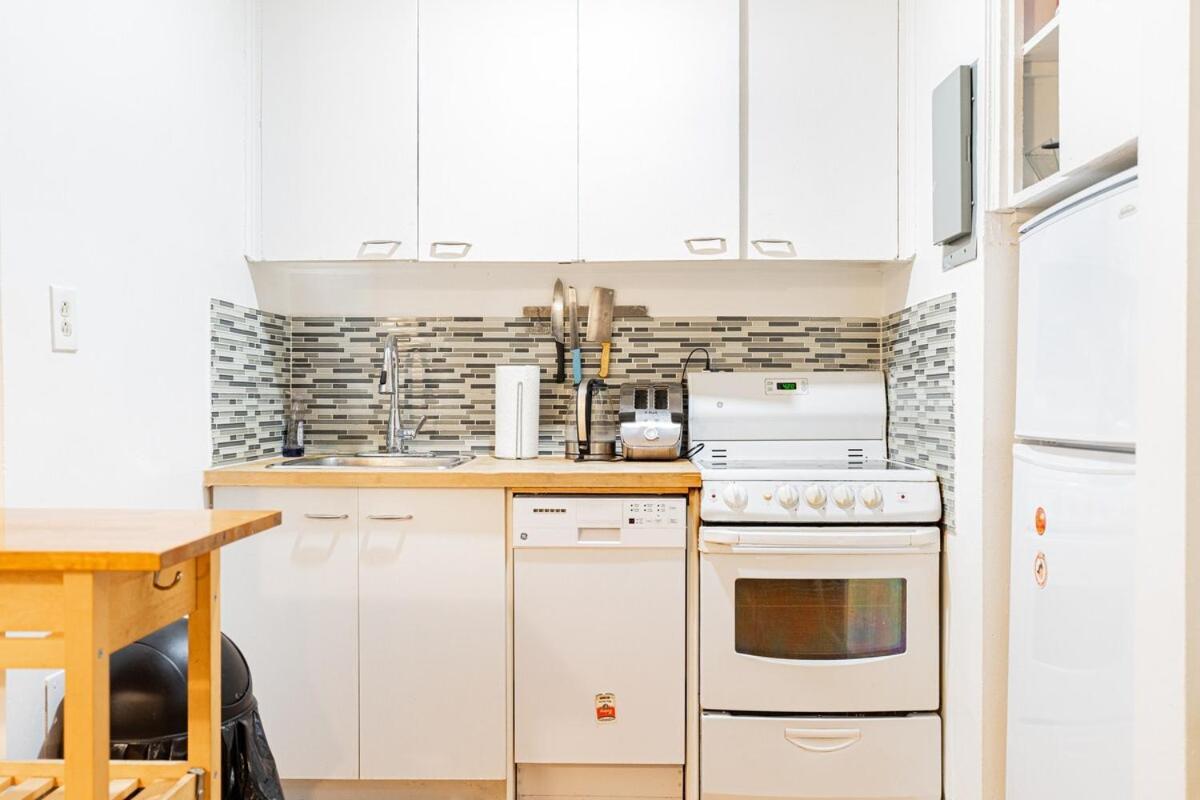 1 Bd A Mcgill Parking Gratuit