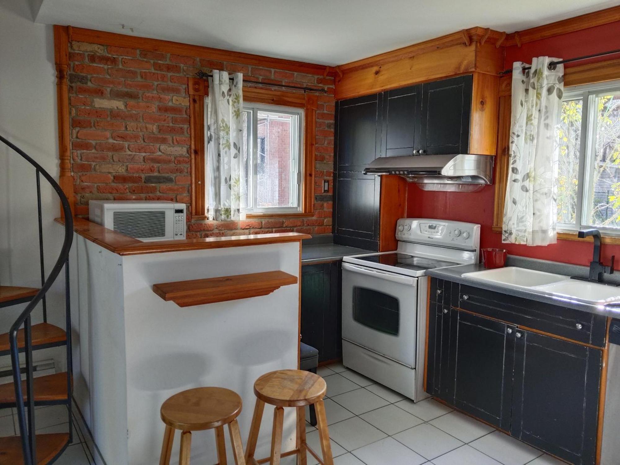 Jade Homestay Montreal