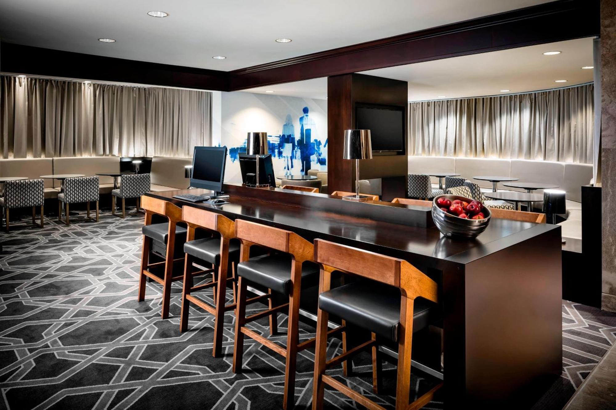 Le Centre Sheraton