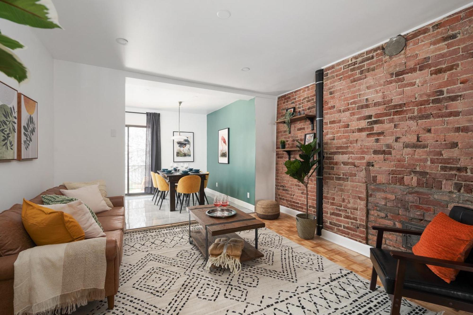 Luxury Old Parking With Yard Patio 10 Guests Apartment