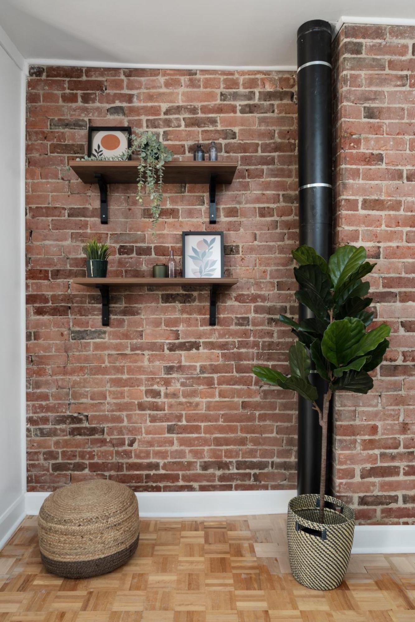 Luxury Old Parking With Yard Patio 10 Guests Montreal