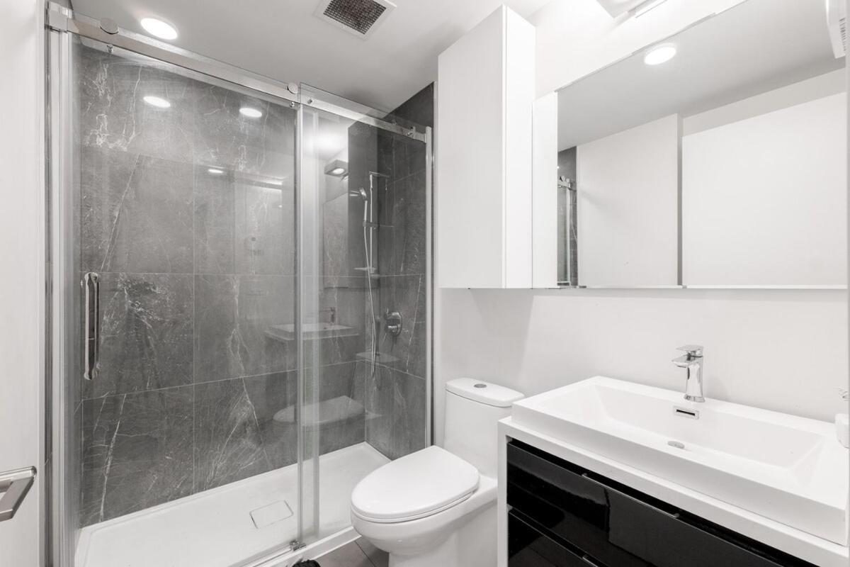 3 Bd Penthouse With View