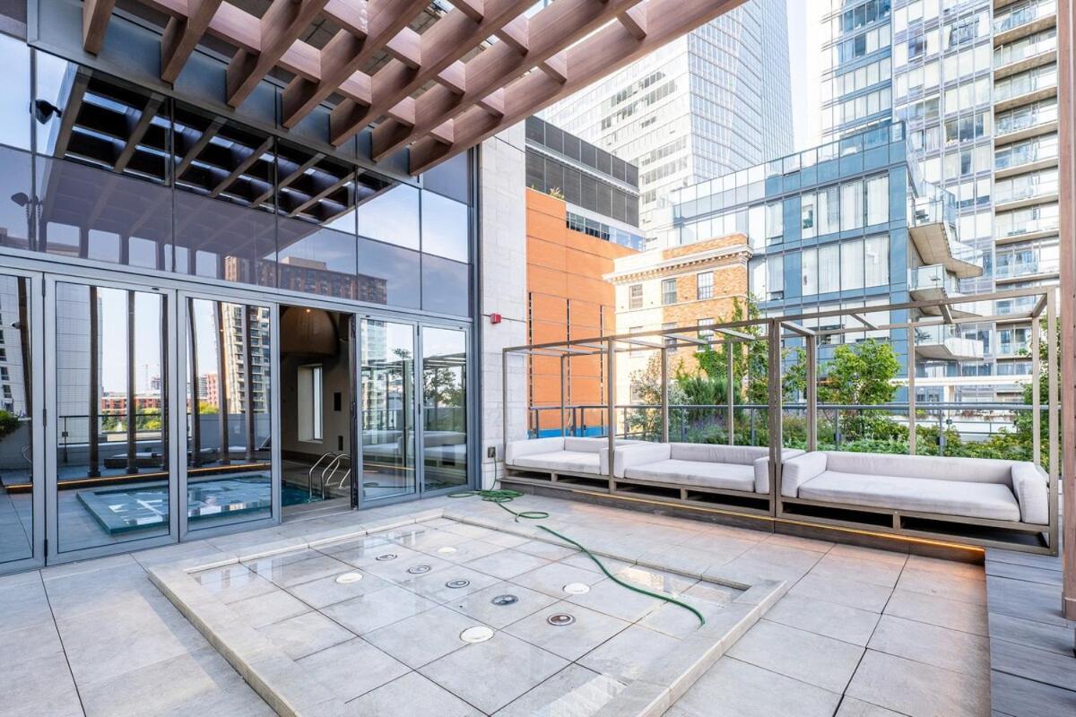 3 Bd Penthouse With View
