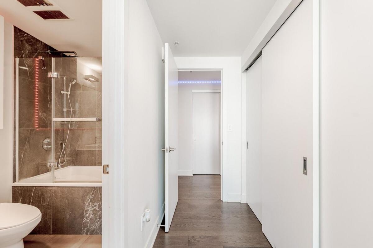 3 Bd Penthouse With View Apartment *
