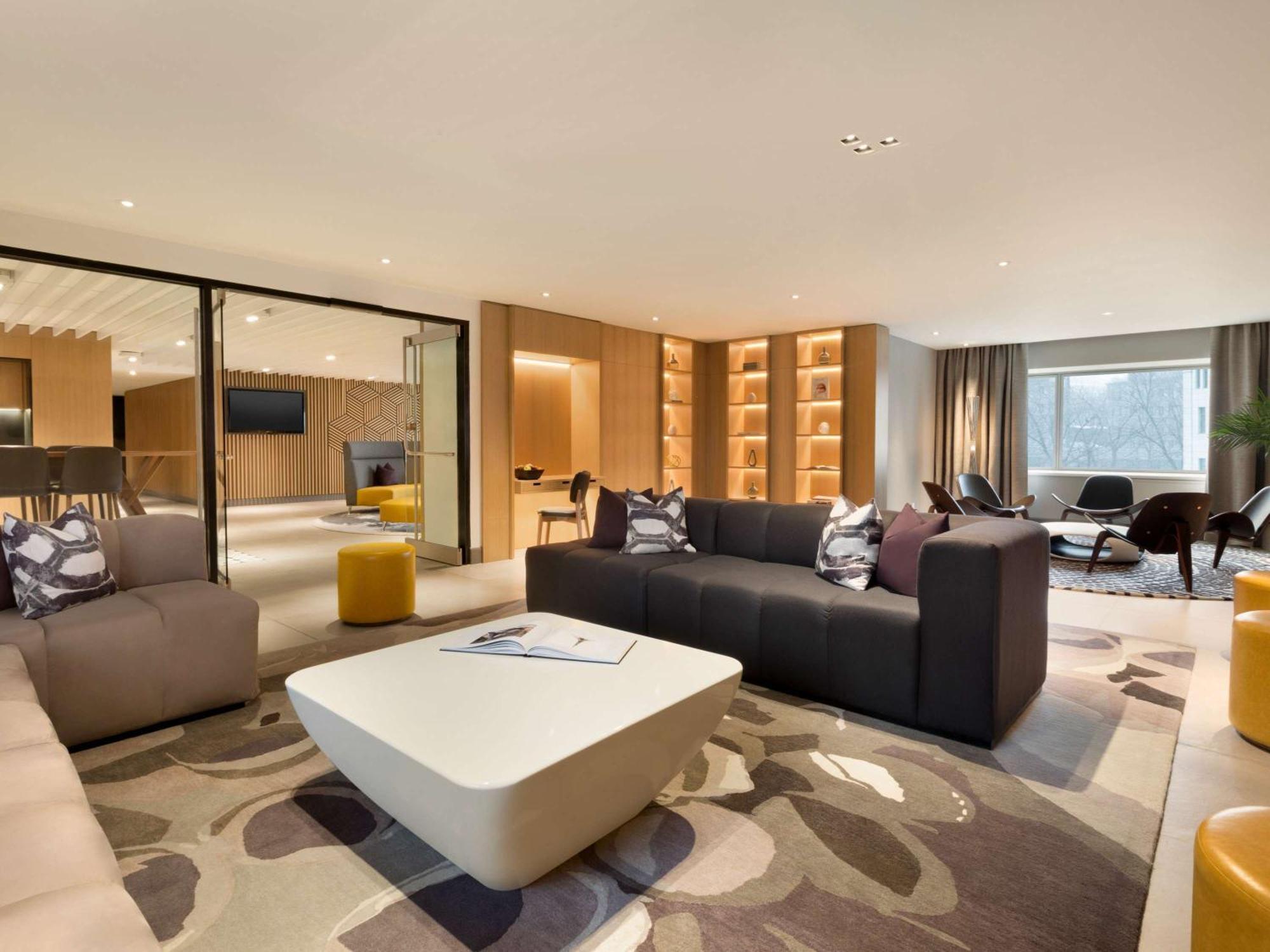 Fairmont The Queen Elizabeth