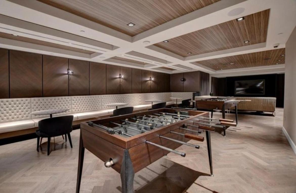 Aaa Location & Spacious 1 Bedroom With Panoramic View On The