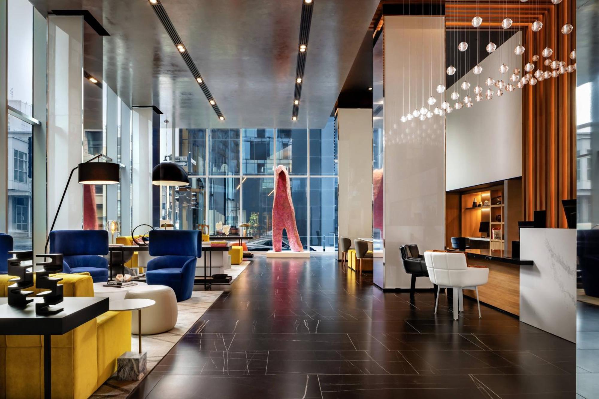 Hotel Humaniti Montreal, Autograph Collection 4*