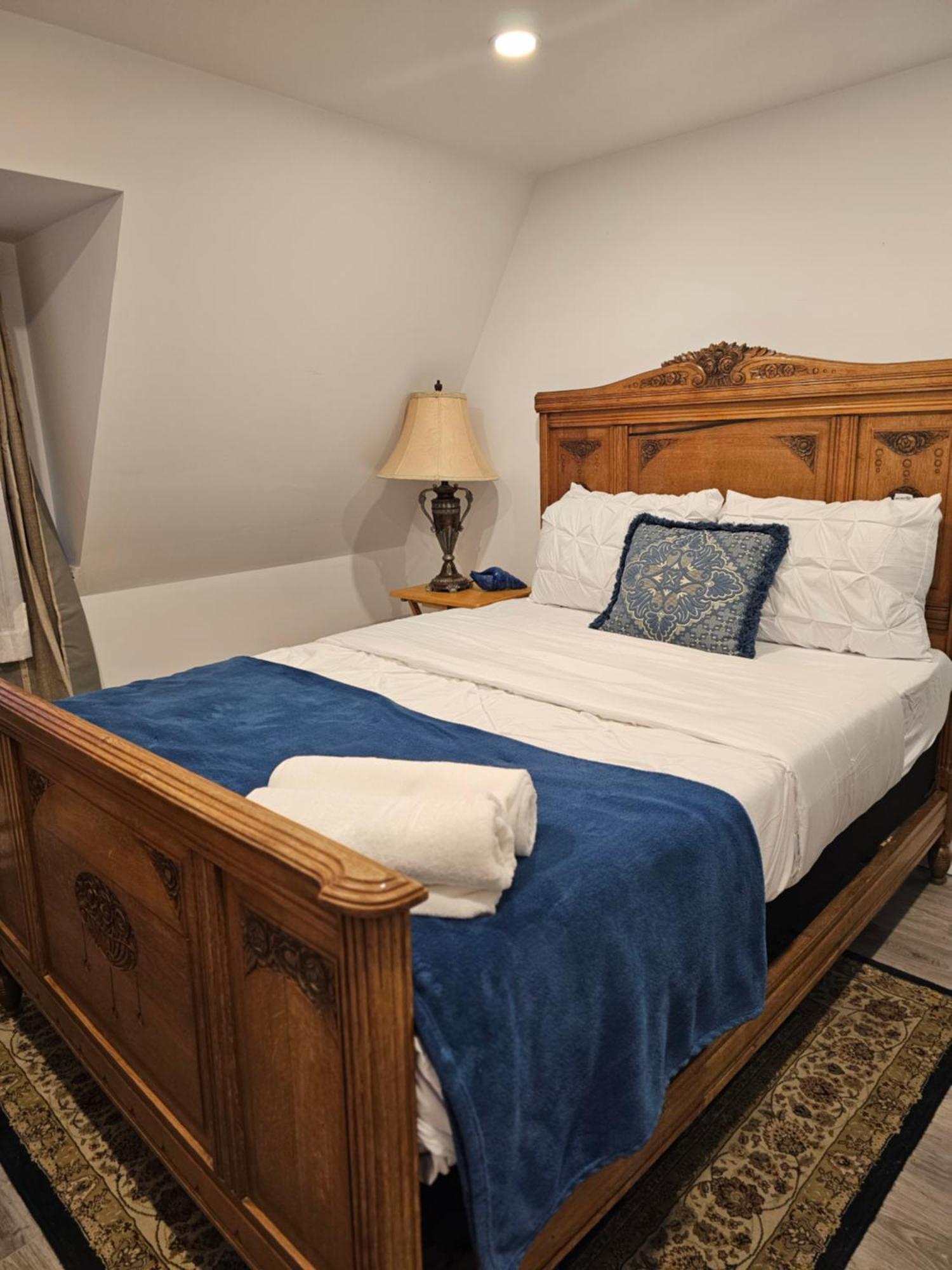 Apartment Rustique Duplex Downtown Montreal