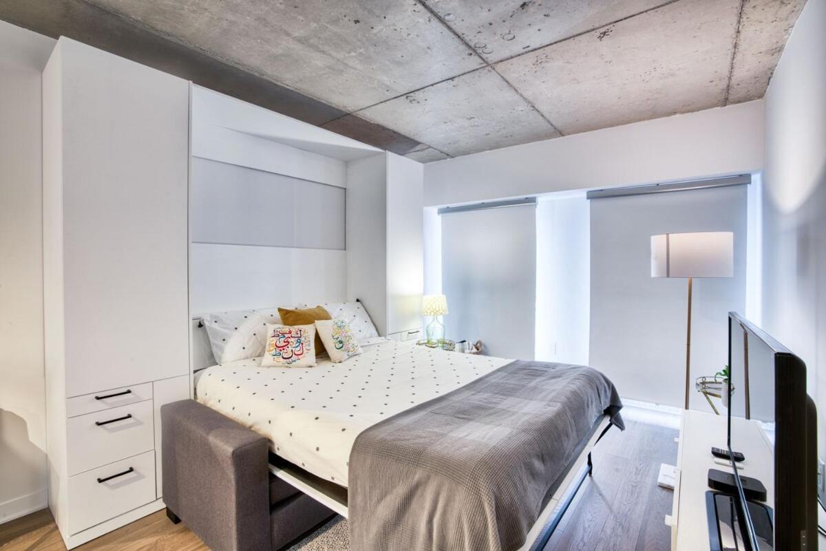 Welcome Chez Milou * Montreal