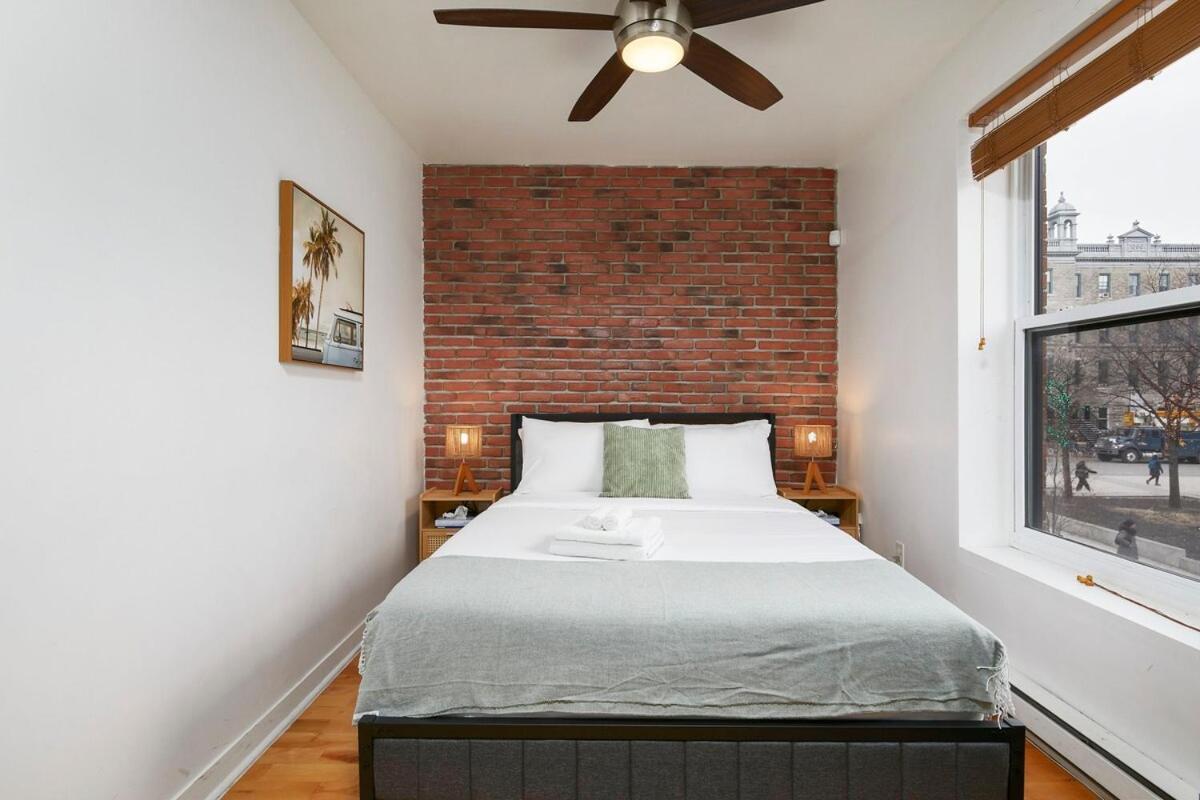 Charming In Prime Location - Plateau Mont Royal Apartment Montreal