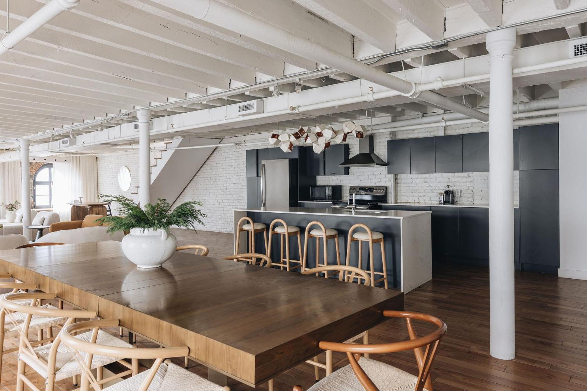 Saint Sulpice Lofts By Bakan - Old Apartment Montreal