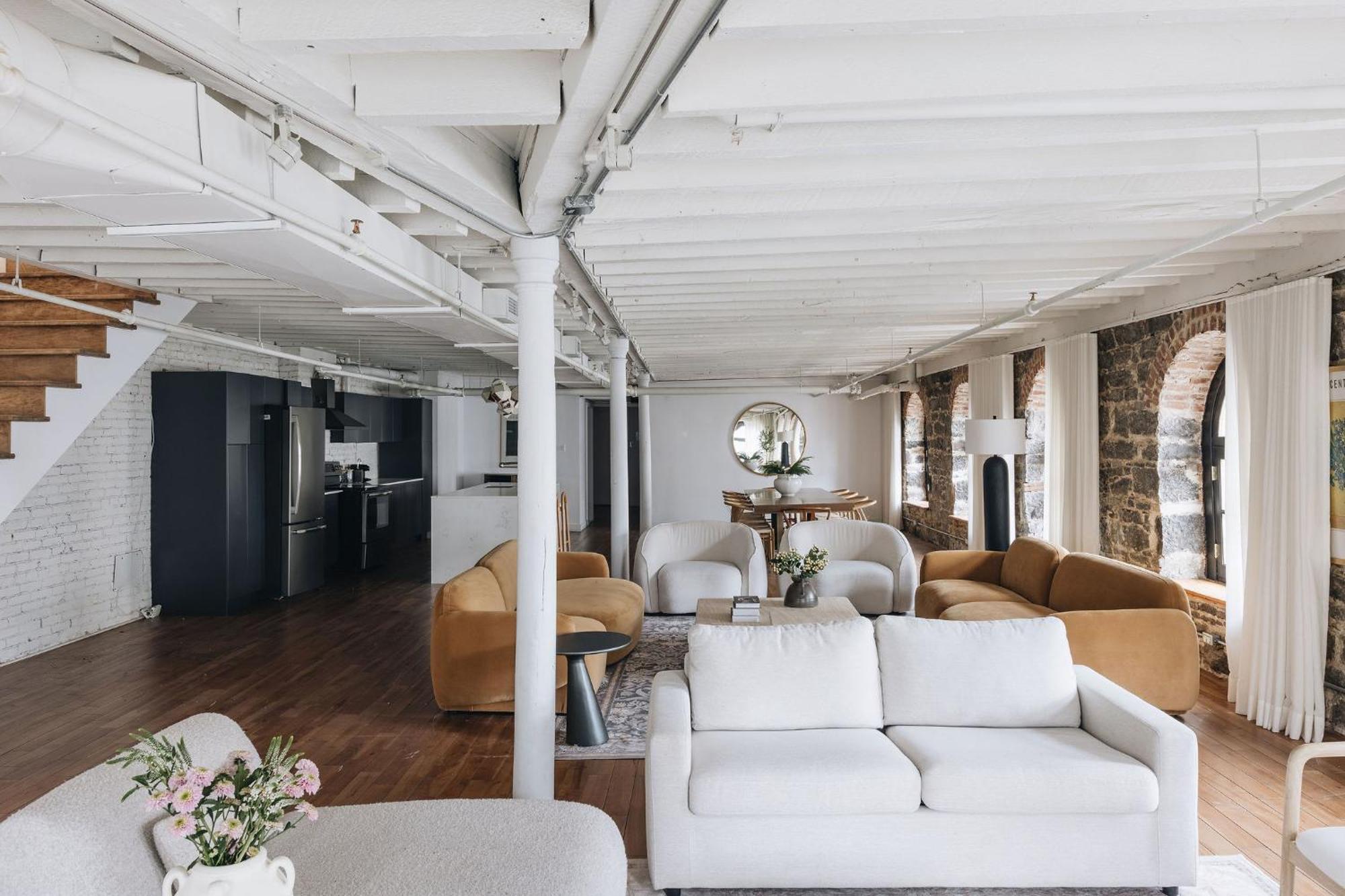 Apartment Saint Sulpice Lofts By Bakan - Old Montreal