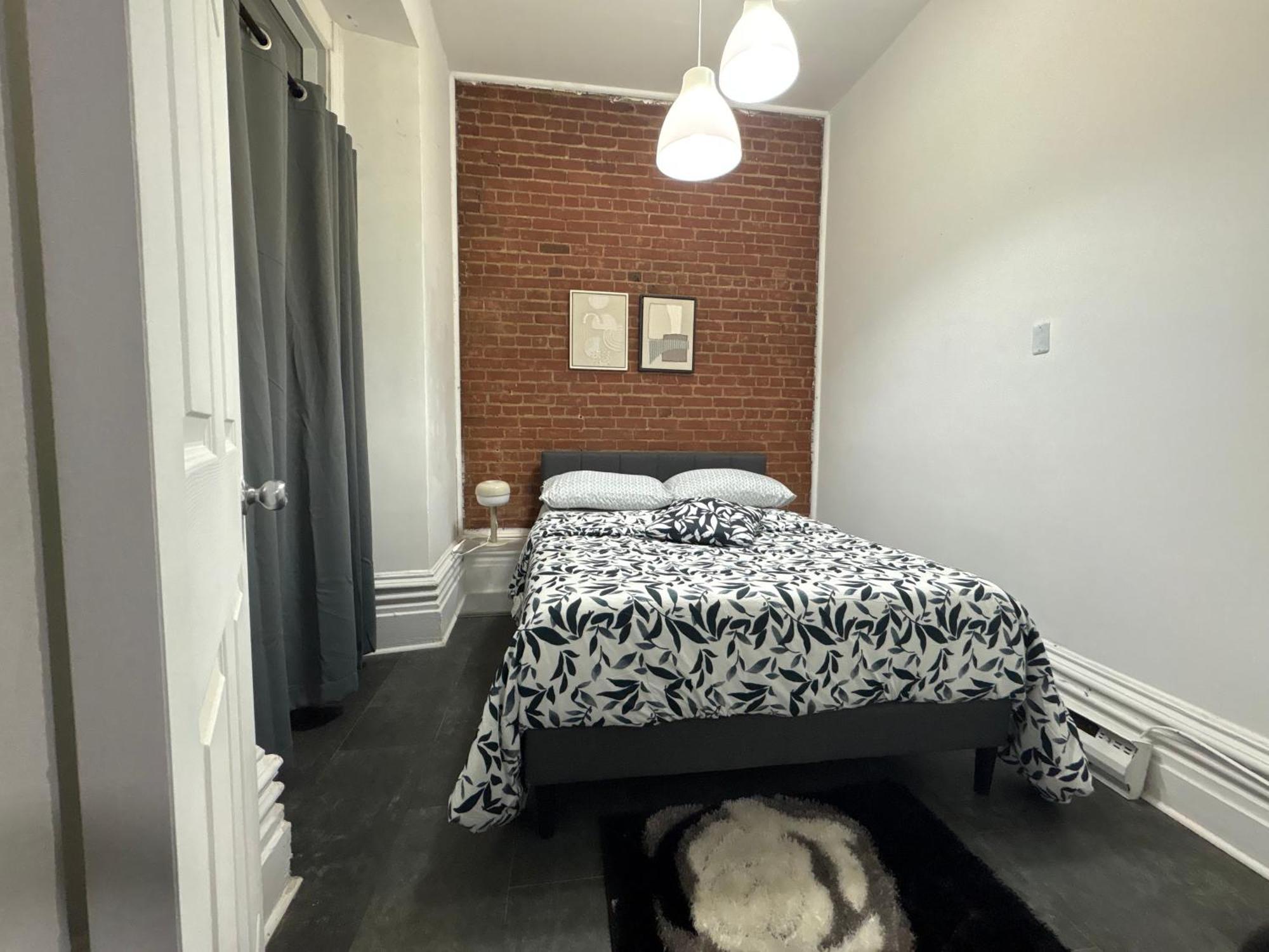 Rio 1-br In Mtl Apartment *