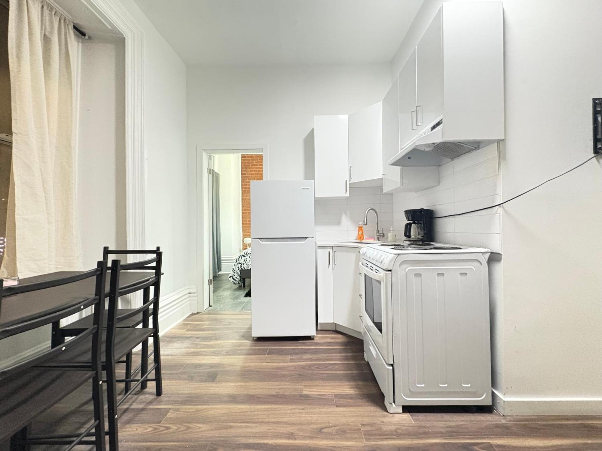 Apartment Rio 1-br In Mtl Montreal