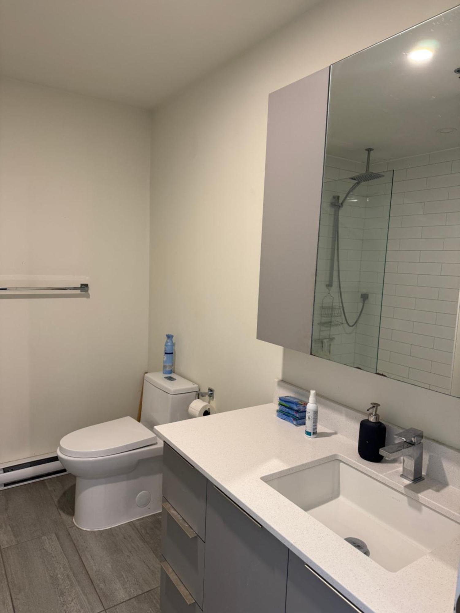 Amazing In Heart Of Old Port Apartment