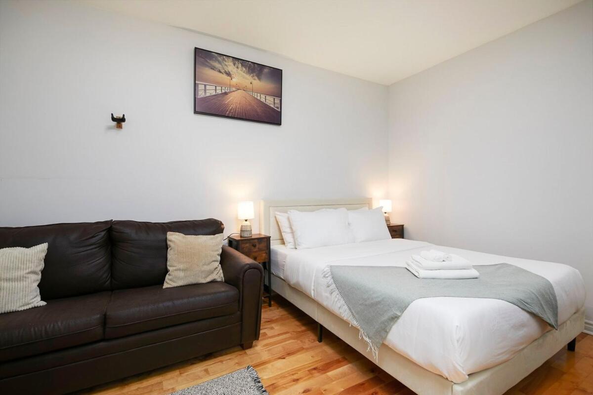 Apartment Fabulous In Premium Location *