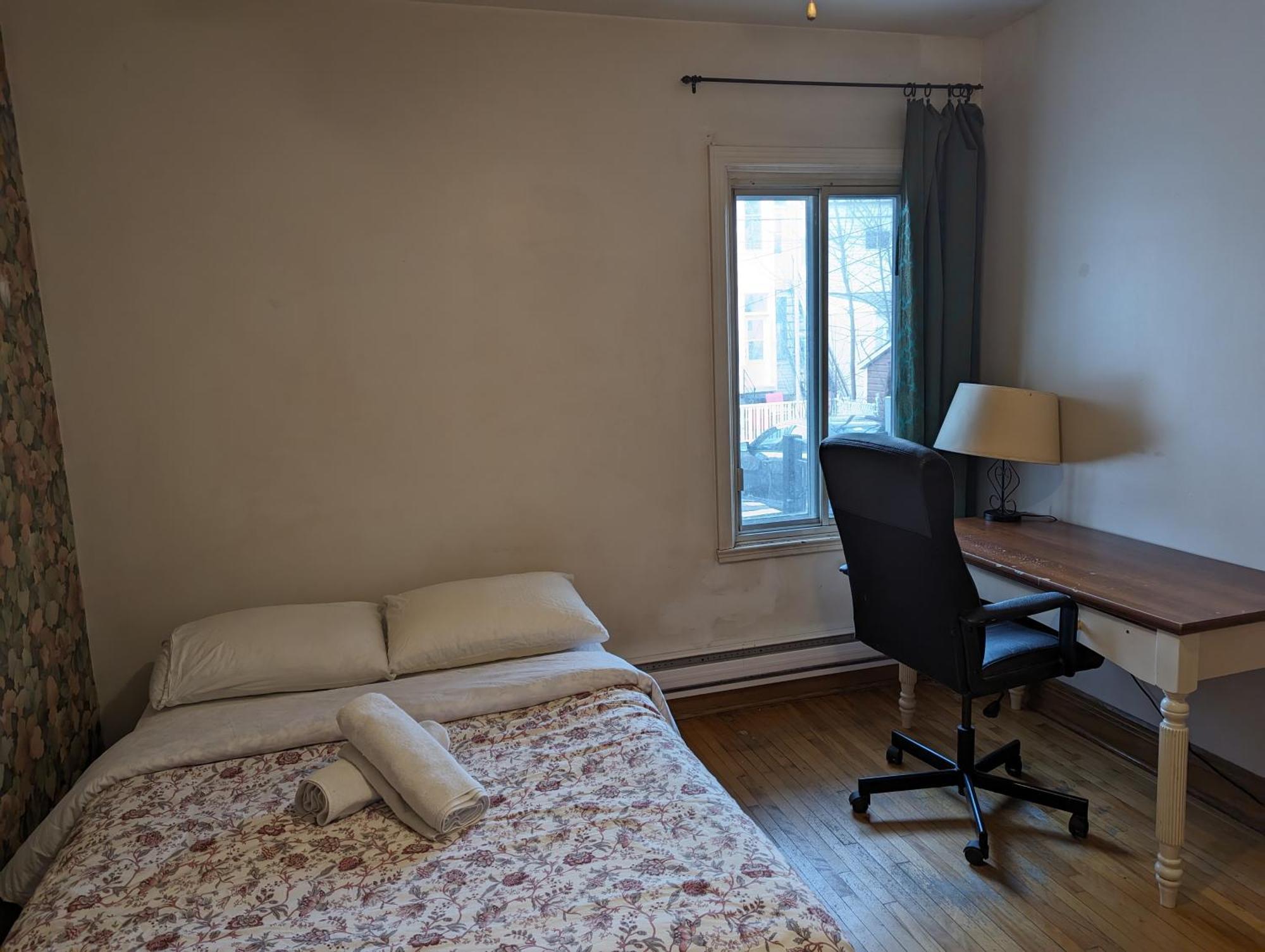 Guest house Bright Near Metro Monk Station With Self Check-in *