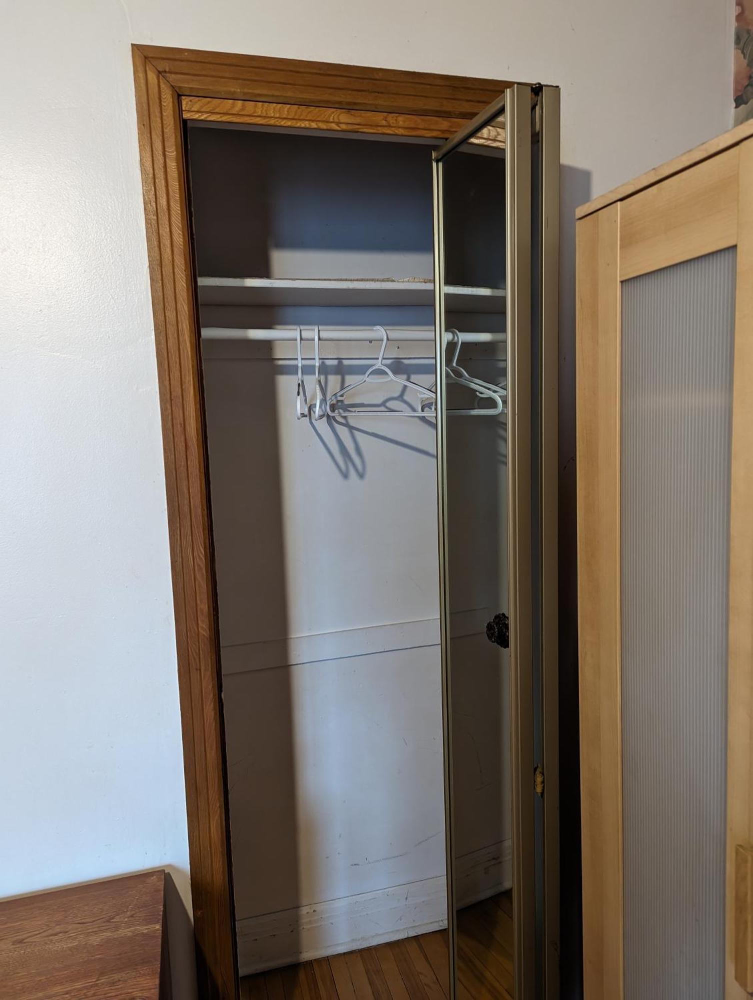 Bright Near Metro Monk Station With Self Check-in Guest house *