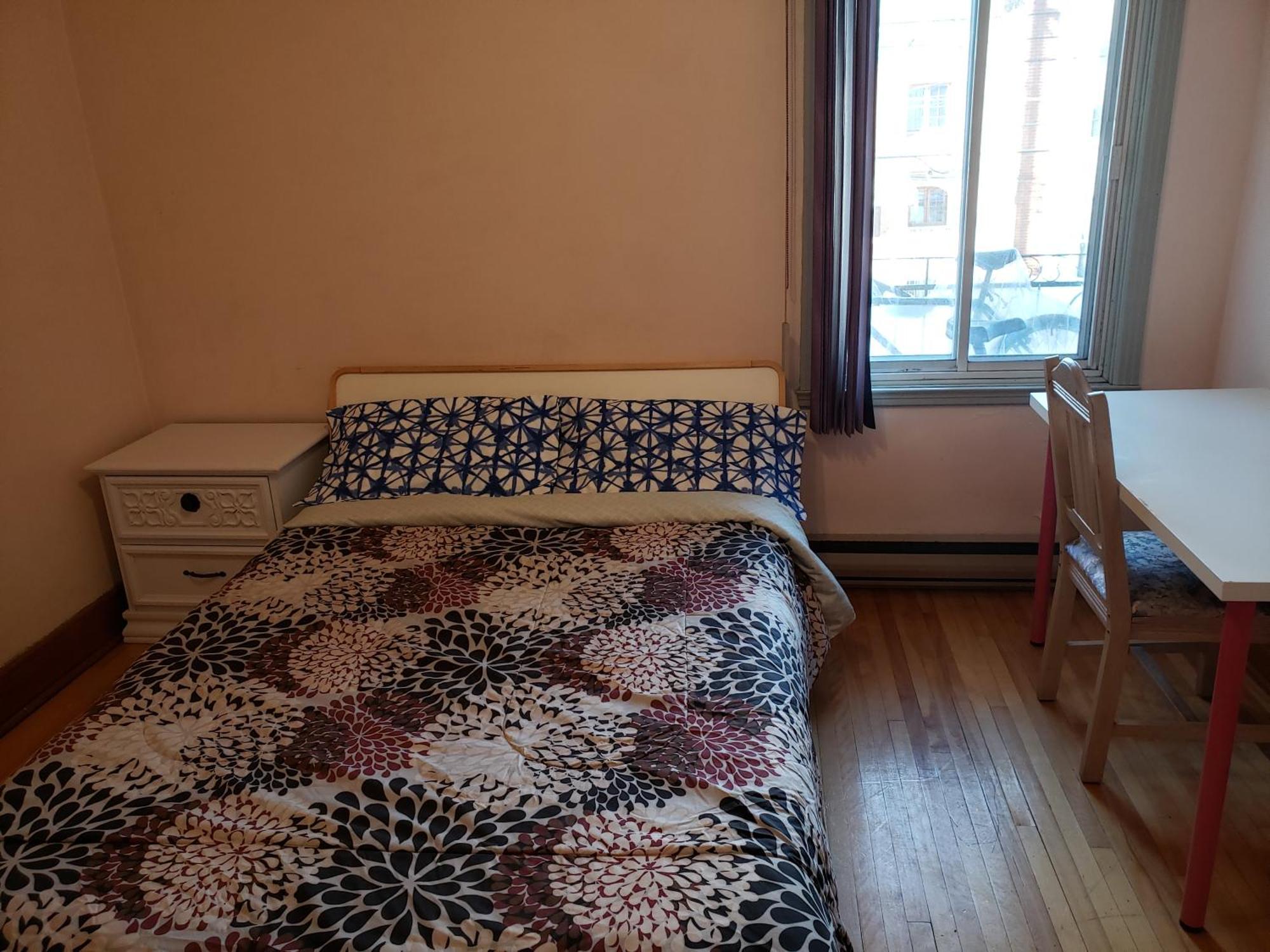 Guest house Bright Near Metro Monk Station With Self Check-in