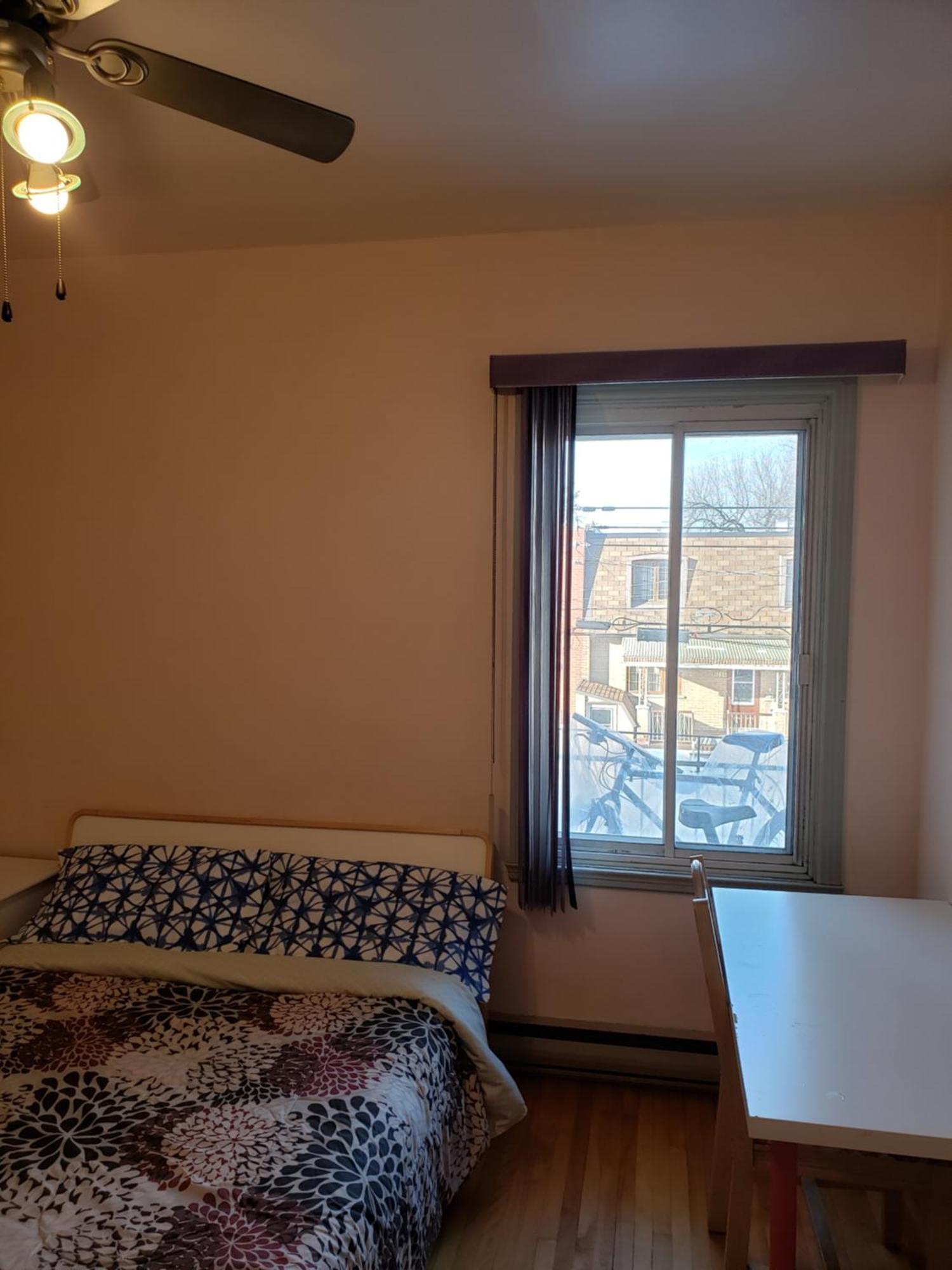 Bright Near Metro Monk Station With Self Check-in Guest house *
