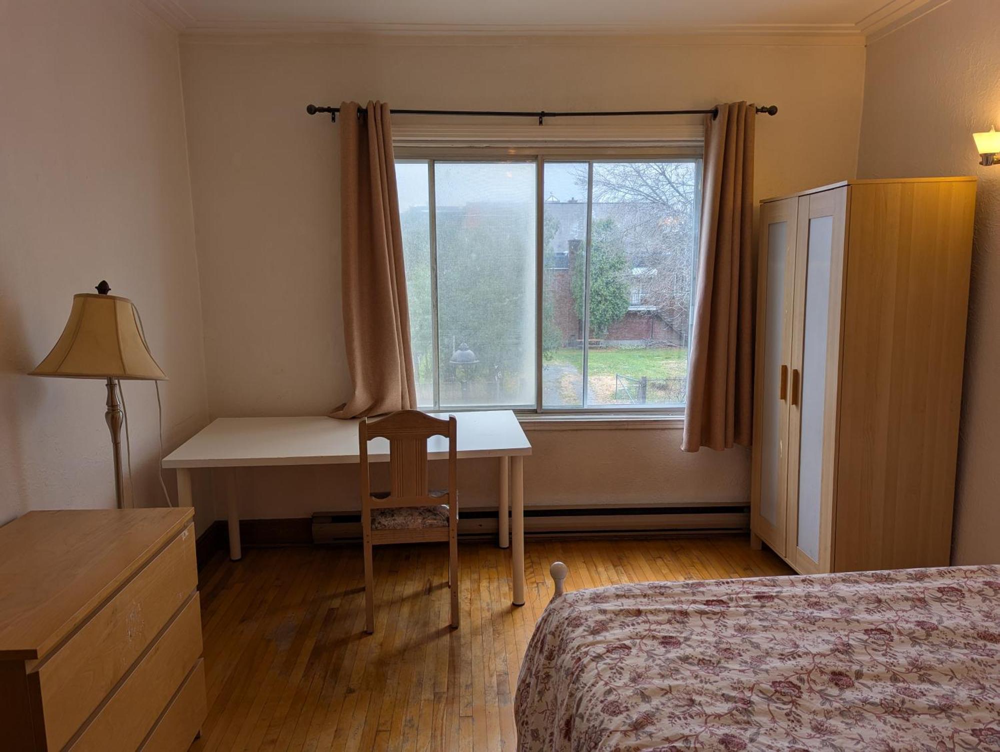 Guest house Bright Near Metro Monk Station With Self Check-in