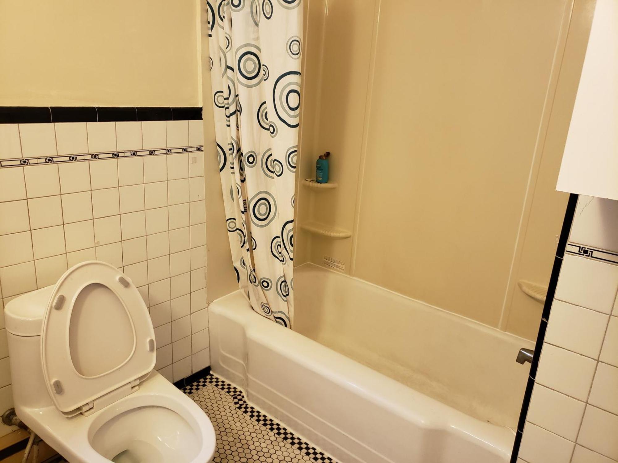 Bright Near Metro Monk Station With Self Check-in Guest house *
