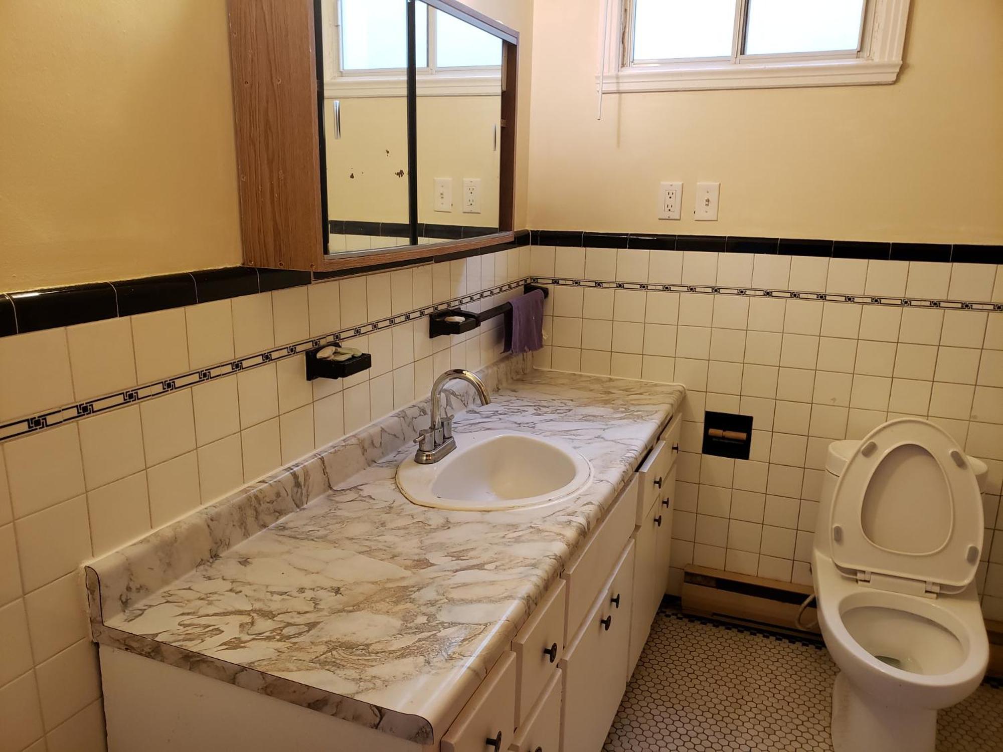Guest house Bright Near Metro Monk Station With Self Check-in *