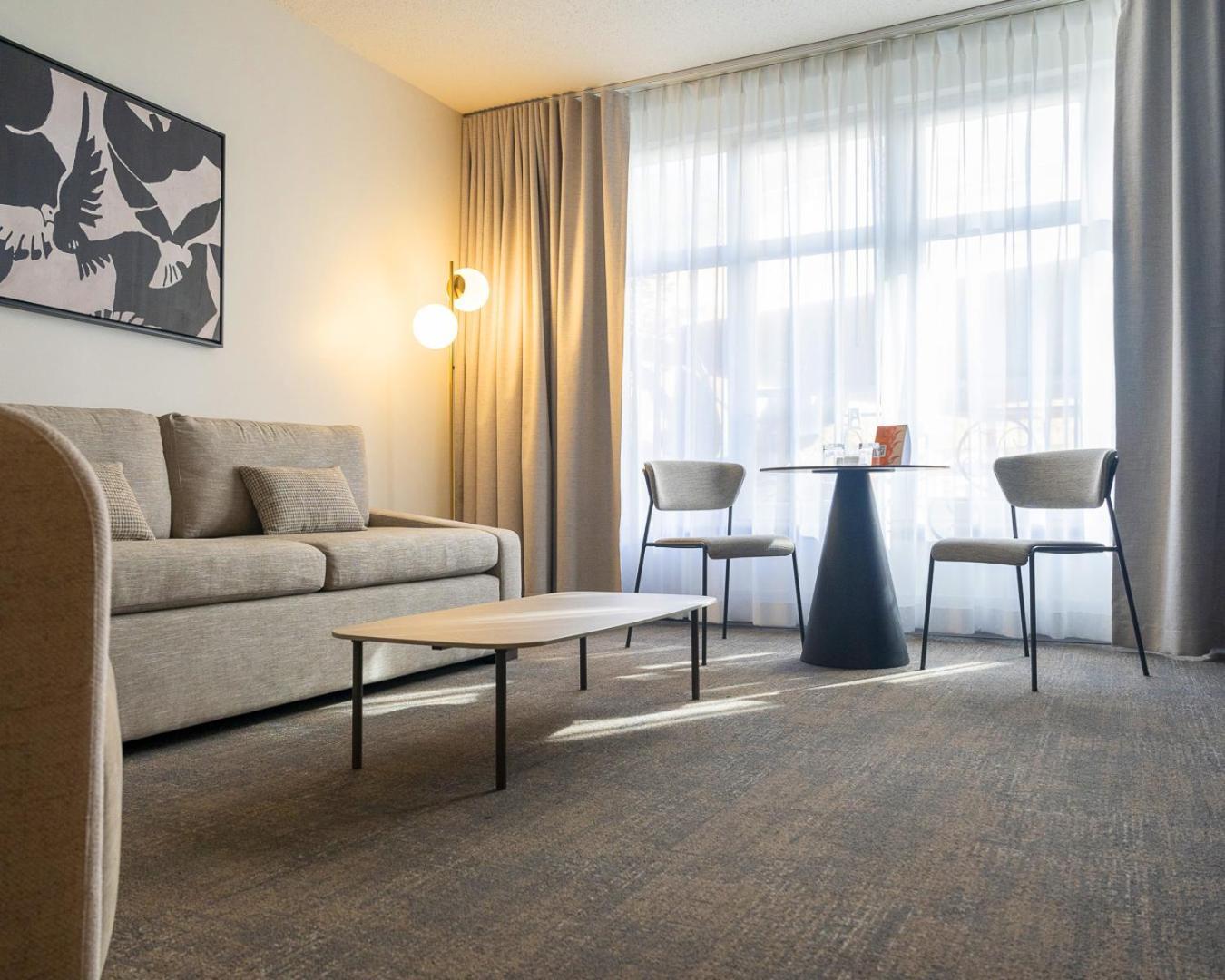 Hotel Saint-sulpice 4*