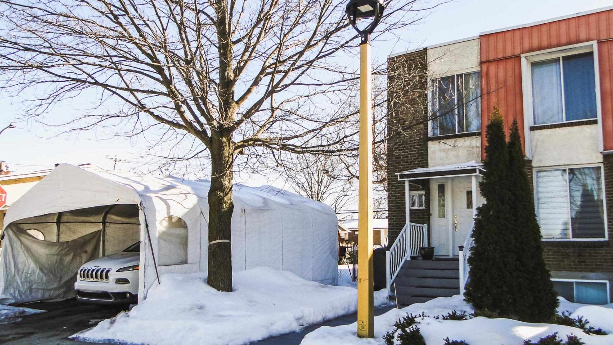 Spacious House Near Downtown Mtl Montreal
