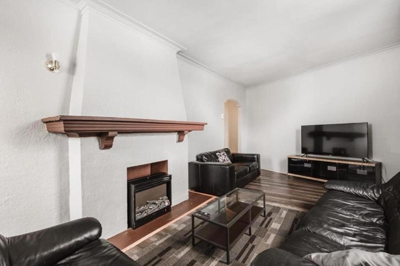 Spacious 3 Bedroom In Lasalle Montreal