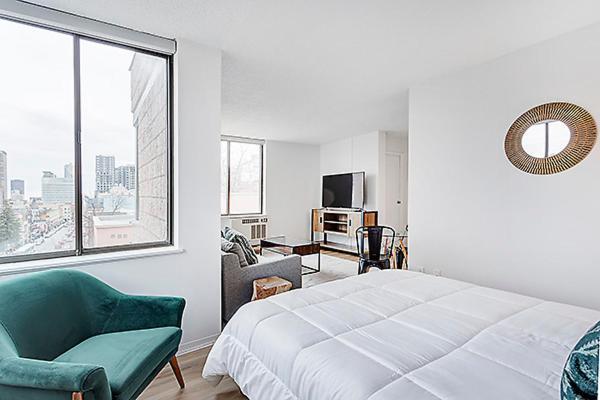 Apartment One Bedroom Oasis Steps Away From Mount Royal Montreal