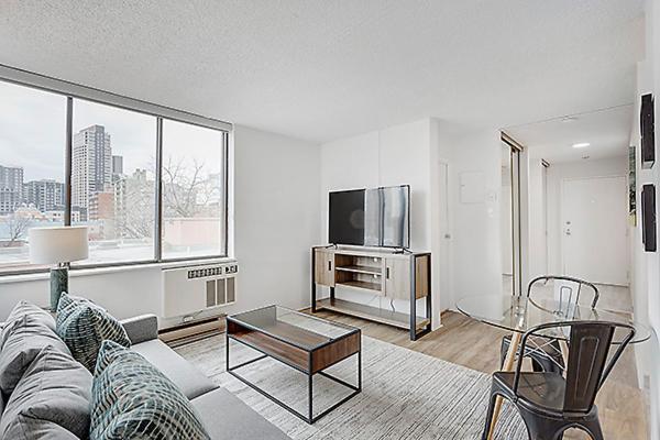 One Bedroom Oasis Steps Away From Mount Royal Montreal