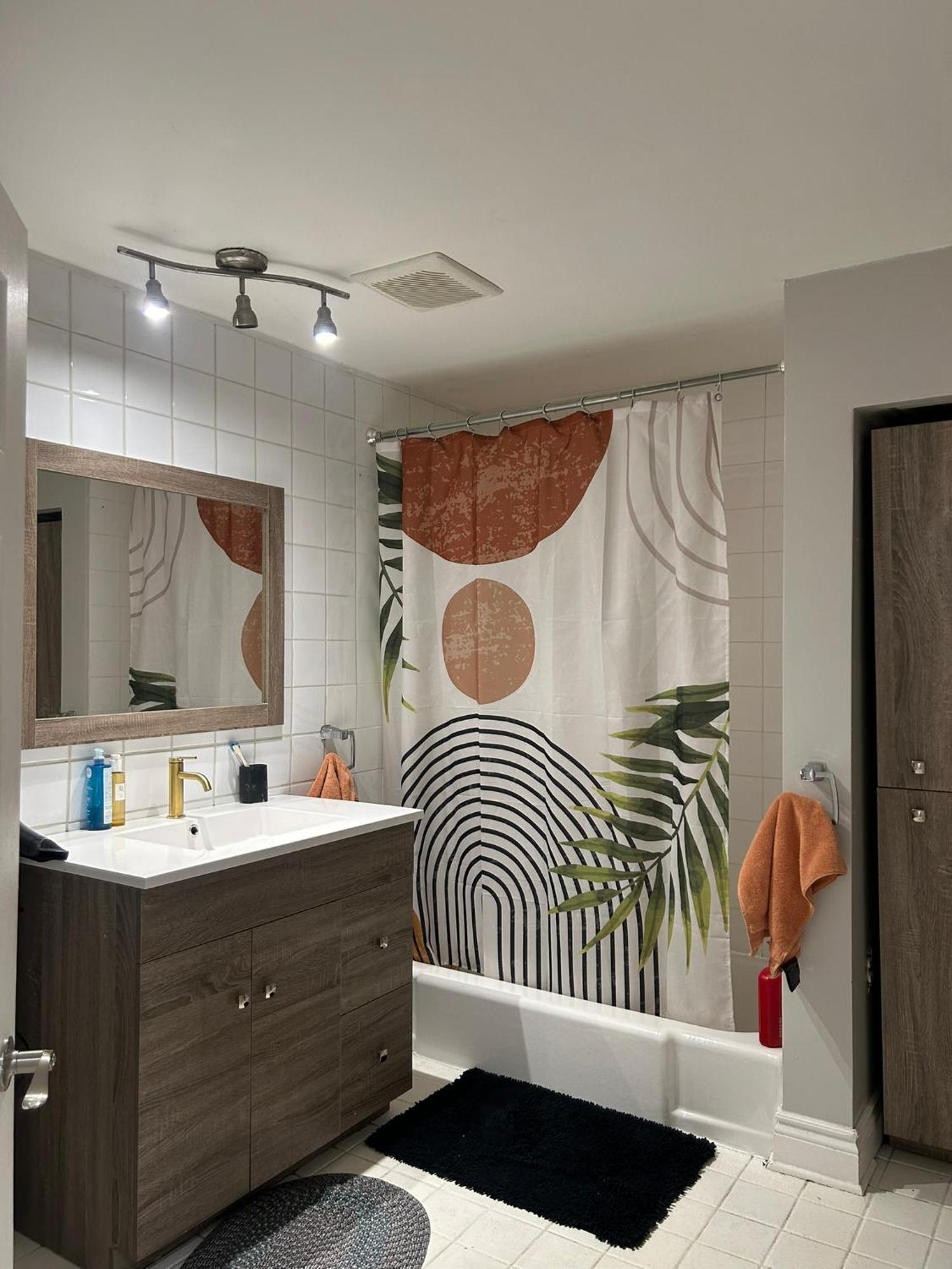Apartment Charming 2-bedroom With Garden Near Metro Station & Canal Lachine Montreal